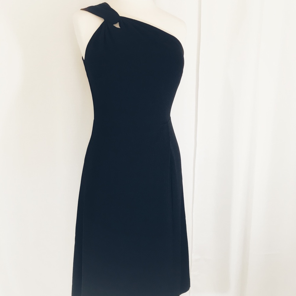 Banana Republic Black Crepe Dress SZ 4 NWT